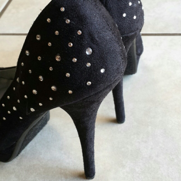 Suede Studded Pumps - Picture 3 of 3